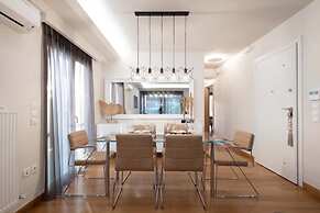 Crystal Green Signature Condos Glyfada