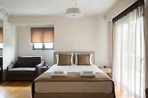 Crystal Green Signature Condos Glyfada