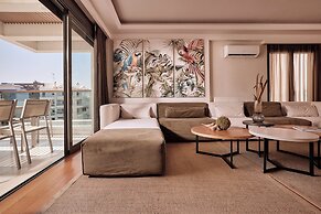 Crystal Green Signature Condos Glyfada