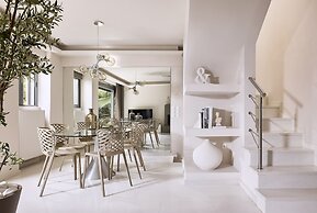 Crystal Green Signature Condos Glyfada