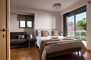 Crystal Green Signature Condos Glyfada