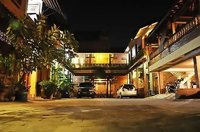 Roemah Balewaringin