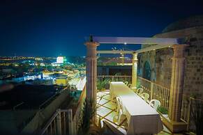 Western Wall Luxury House