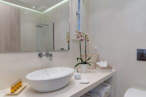 Porto Vecchio Luxury Suites