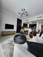 Nasma Luxury Stays - Botanica Tower