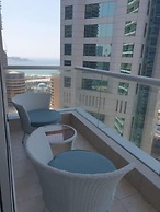 Nasma Luxury Stays - Botanica Tower