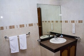 Hotel Lakefield