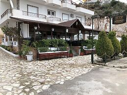 Hotel Beer House