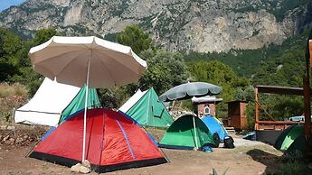 Asiyan Kamp
