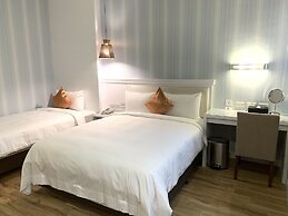 Joy Hotel