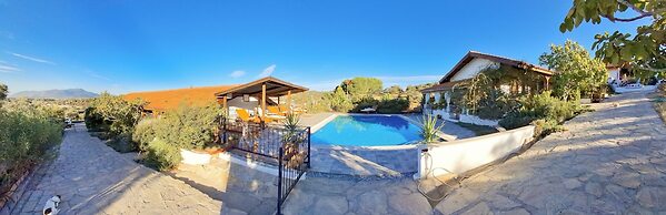 Ionia Guest House
