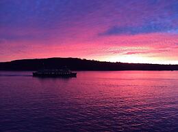 Waterfront on Manly Harbour