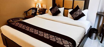 Hotel Ozas Grand