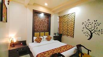 Hotel Ozas Grand