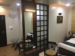 Hotel Ozas Grand
