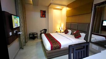 Hotel Ozas Grand