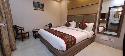 Hotel Ozas Grand