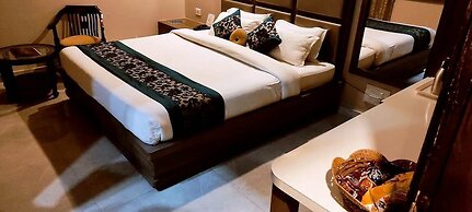 Hotel Ozas Grand