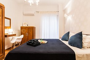 Classy Central Apartment near Acropolis
