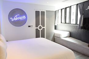 Fengjia K Hotel