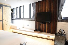 Fengjia K Hotel