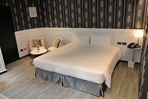 Fengjia K Hotel
