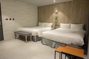 Fengjia K Hotel