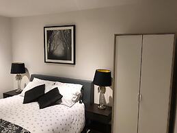 Kew Bridge Apartments