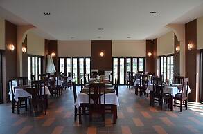 Saksiri Riverside Boutique Hotel