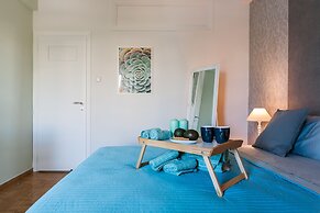 Central Apartment near Metro station