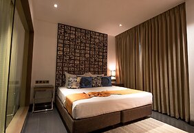 Hotel Gallery 67