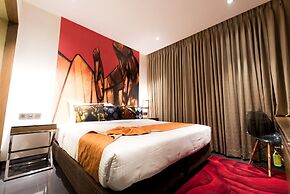 Hotel Gallery 67