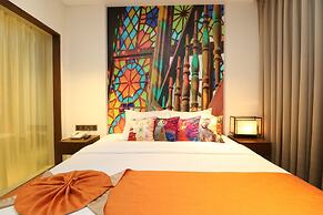 Hotel Gallery 67