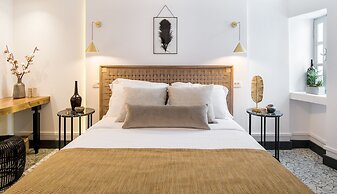 Amelot Art Suites