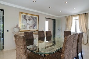 Exclusive 5star sea view villa Elviria