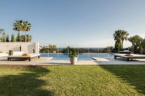 Exclusive 5star sea view villa Elviria
