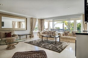 Exclusive 5star sea view villa Elviria
