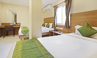 Itsy Hotels Jansi Residency