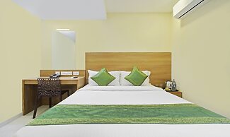 Itsy Hotels Jansi Residency