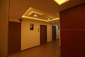 The Crescent Suites