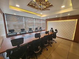 The Crescent Suites