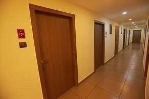 The Crescent Suites