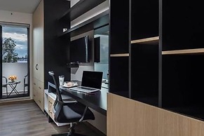 ROOM Hotel & Suites