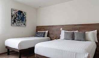ROOM Hotel & Suites