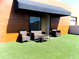 ROOM Hotel & Suites