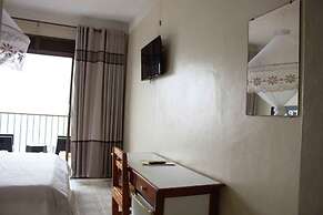 Okapi Hotel
