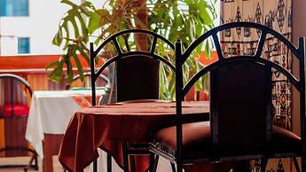 Okapi Hotel