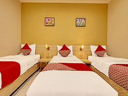 Super OYO 389 Sky Guesthouse