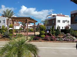 One Bedroom Apartment at Longbeach