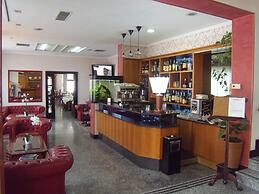 Astor Hotel